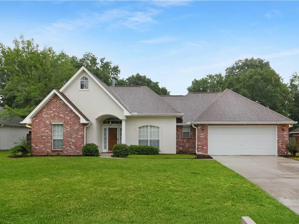 910 Crestwood Dr, Covington, LA 70433