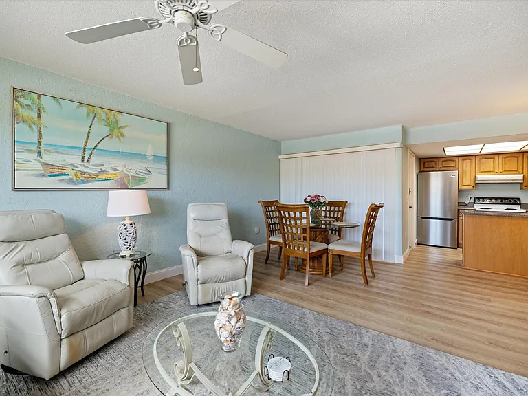 400 Base Ave E #226 — Photo 9