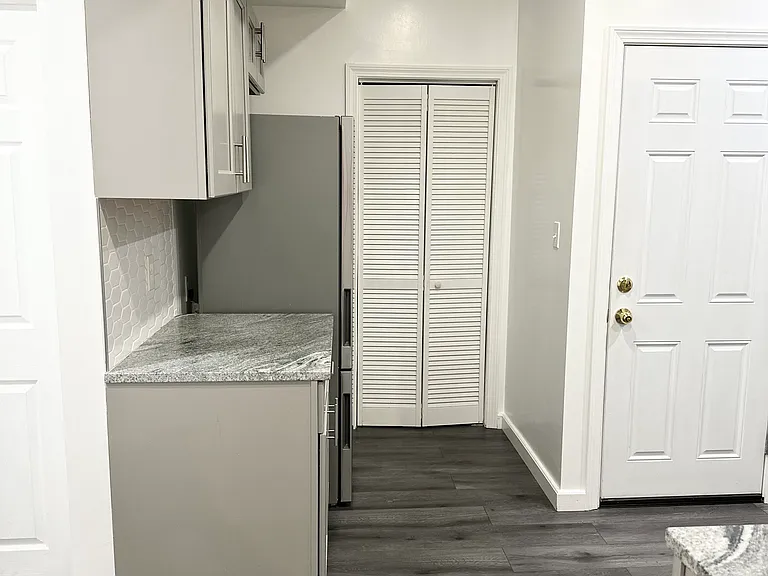 14 Victory Rd #2 — Photo 18