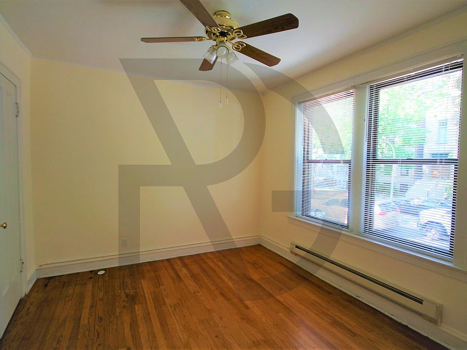 1st image of 1115 W Oakdale Ave #A1a