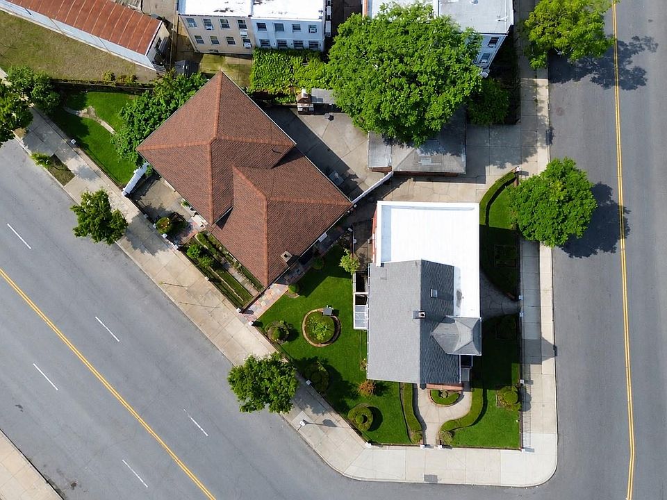 1st image of 1960 Stillwell Avenue