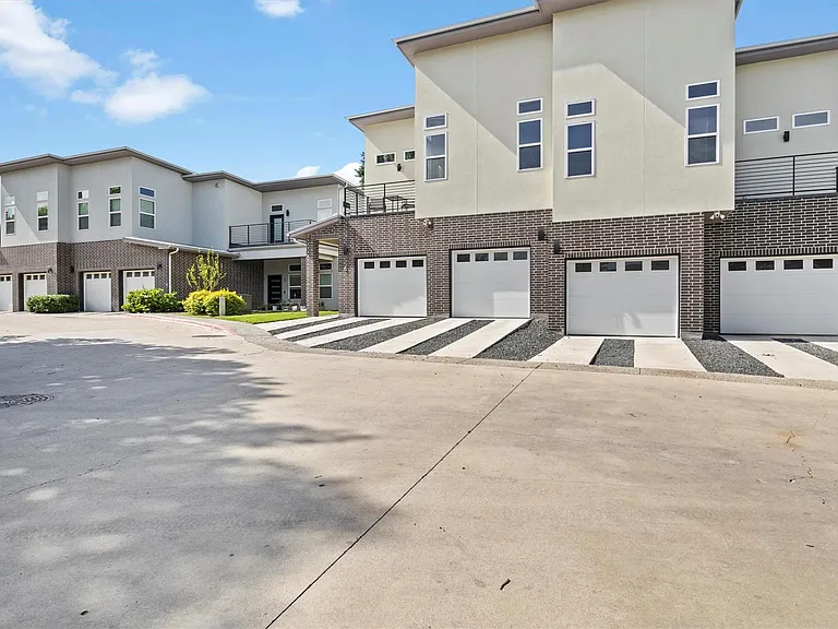 3905 Clawson Rd #4 — Photo 35