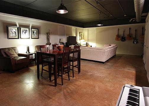 Living w/ furniture