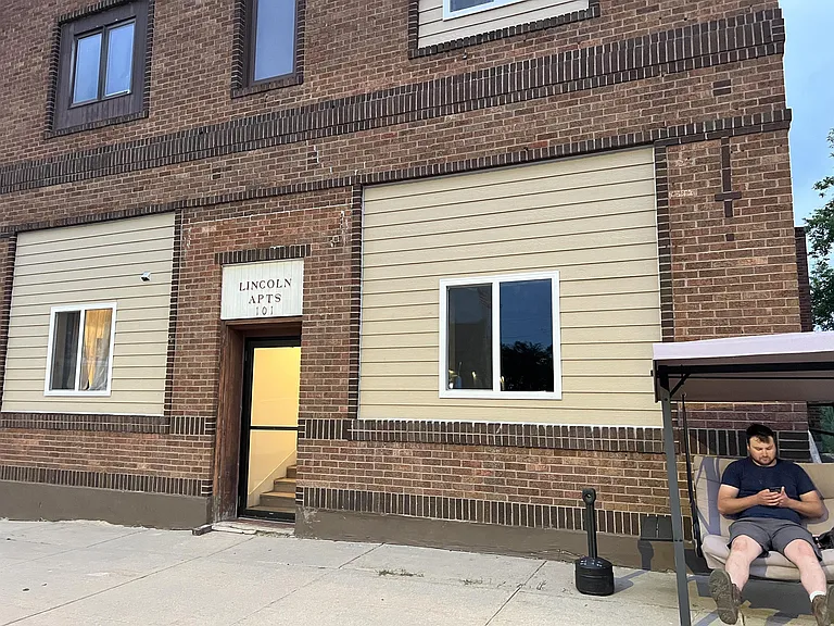 101 Main Ave S — Photo 11