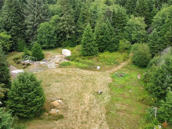 1608 E Hoquiam Road, Hoquiam, WA 98550