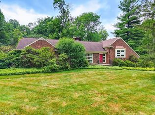 21 Hampshire Rd, Akron, OH 44313