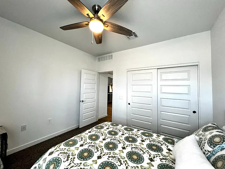 11104 S Weismann Dr — Photo 37
