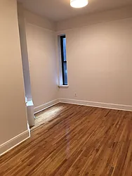 Rented by Metropolis Real Estate of Manhattan