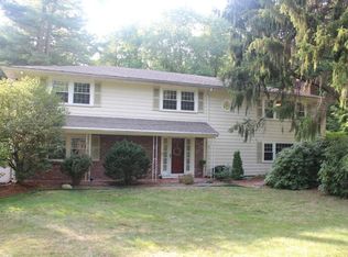 80 Locust Ln, Needham, MA 02492