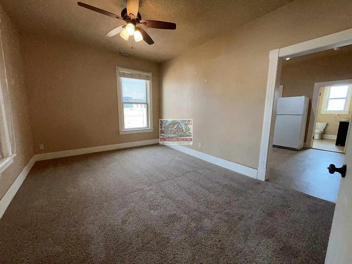17 West Fountain Boulevard — Photo 2