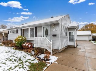 2696 Colvin Blvd, Tonawanda, NY 14150