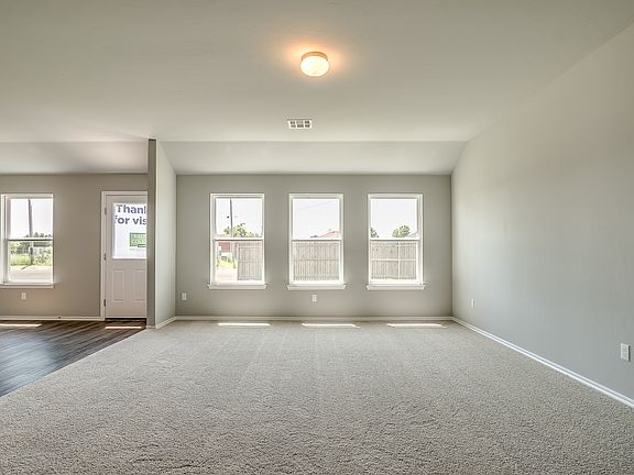4th image of 1817 W Antler Way