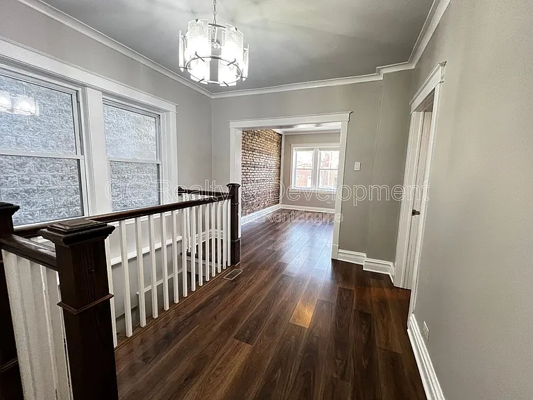 1439 N Artesian Ave #1 — Photo 6