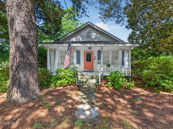 44 Jackson Street, Bayboro, NC 28515