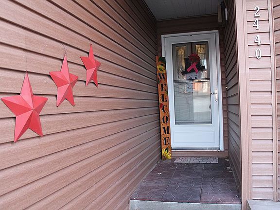 2nd image of 2440 Dawn Dr
