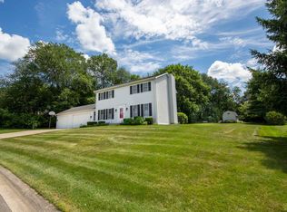 17144 Moonlite Dr, South Bend, IN 46614