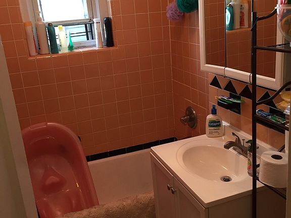 5th image of 2828 Kings Hwy APT 3F