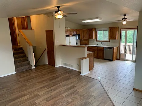 625 Woodland Way — Photo 13