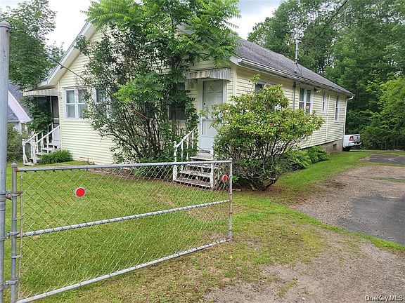 3rd image of 191 Hasbrouck A Road
