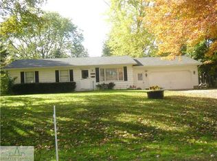 2819 Memory Ln, Lansing, MI 48911