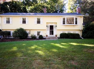 22 Oxcart Dr, Windsor, CT 06095