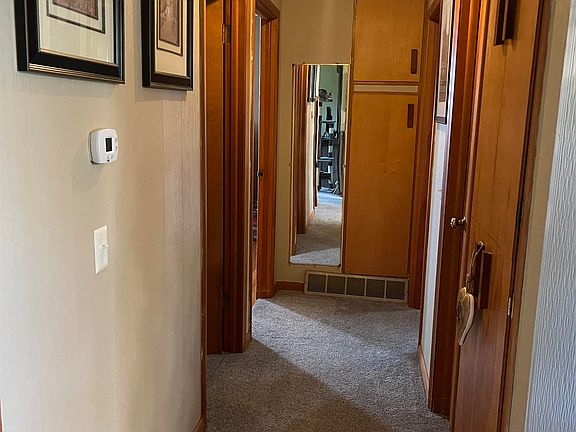4th image of 2705 W A St