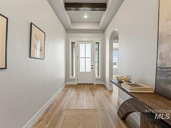 3rd image of 1357 W Eiger Dr