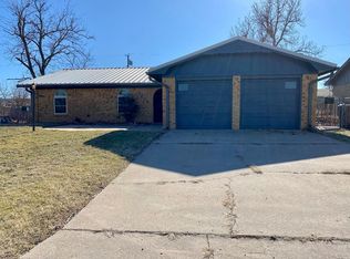 1206 4th Pl, Elgin, OK 73538