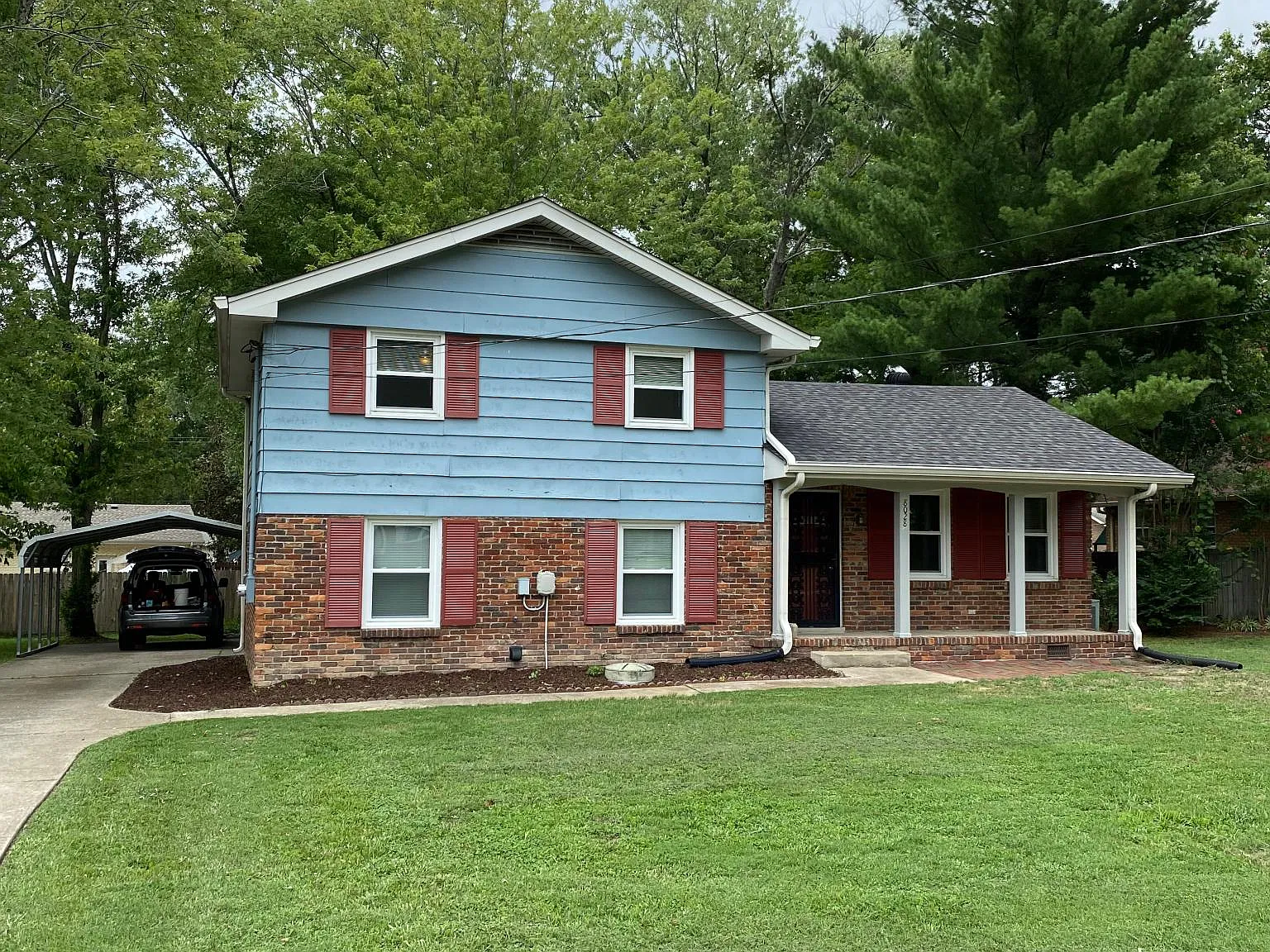 3 bed, 1750 sqft, $2,250 — Photo 2