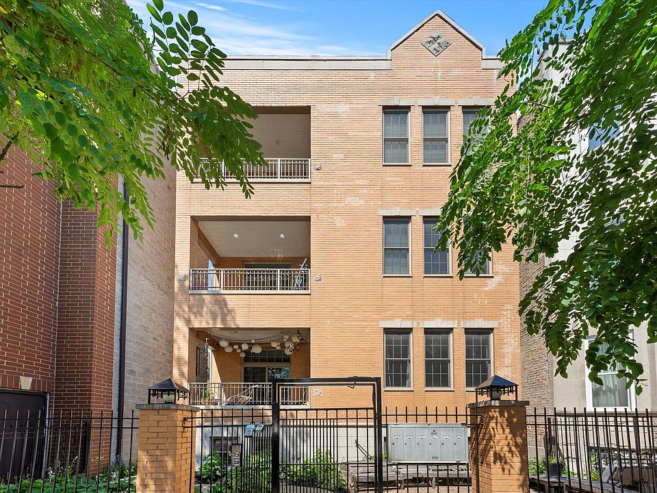 1st image of 2108 N California Ave APT 1F