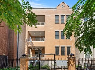 2108 N California Ave APT 1F, Chicago, IL 60647