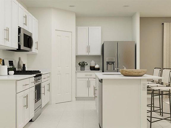 3rd image of 10848 NW Everbreeze Drive