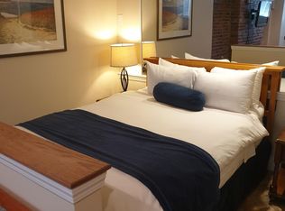 170 Saint Botolph St #201, Boston, MA 02115