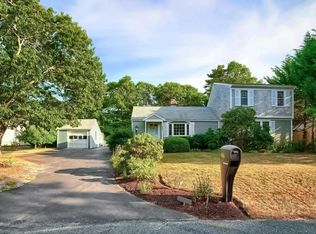 207 Cranberry Ln, South Yarmouth, MA 02664