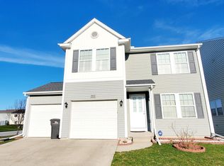 5818 Sable Ridge Dr SE, Kentwood, MI 49508