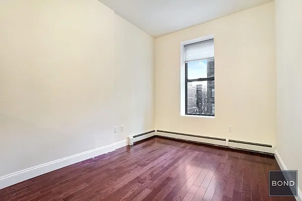 Rented by Bond New York | media 5