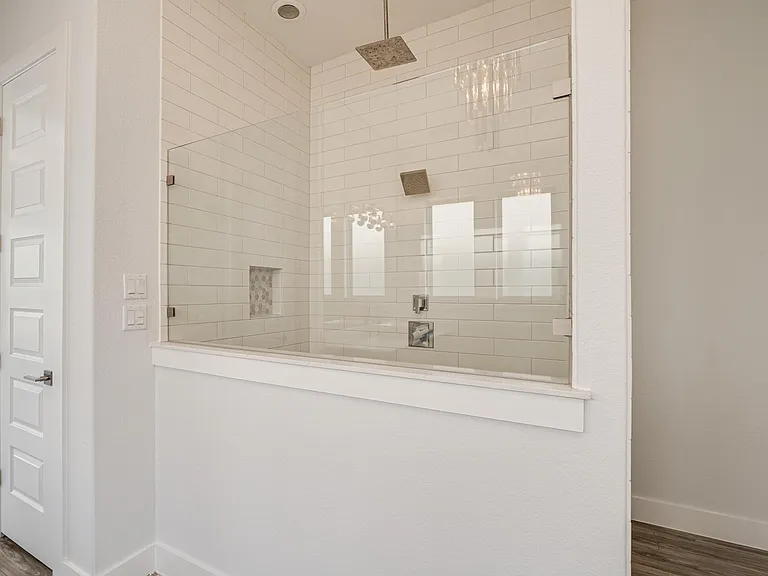 523 Baldovino Skyway — Photo 25