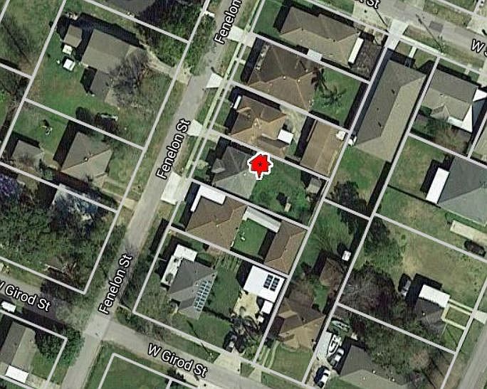 2nd image of 2911 Fenelon St