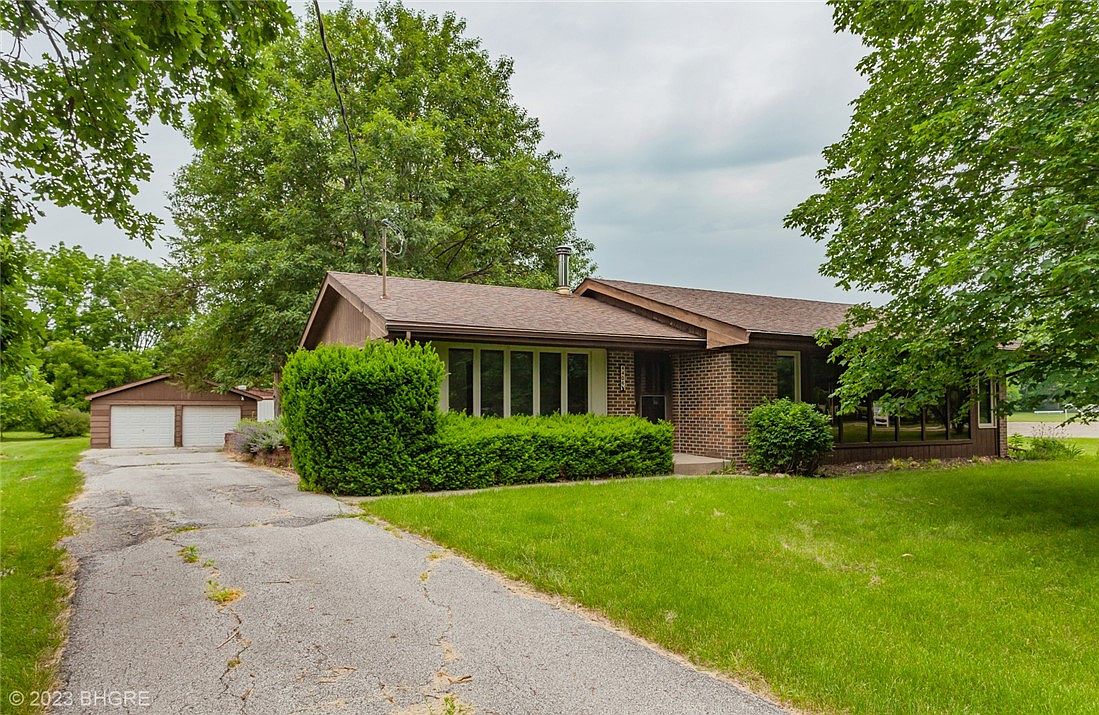 4406 E Oakwood Dr, Pleasant Hill, IA 50327 MLS 675086 Zillow