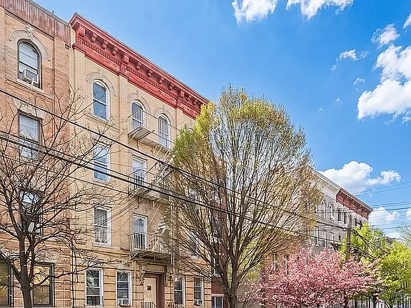 5th image of 219 Kingsland Ave #16A
