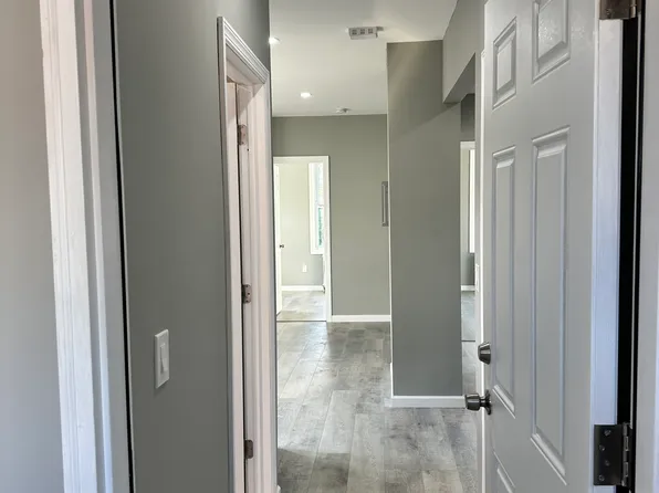 262 Montclair Ave #2, Vauxhall, NJ 07088