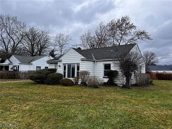 2nd image of 18217 Harvard Ave