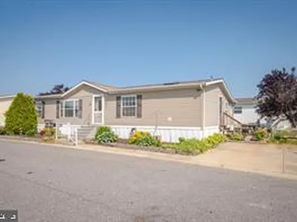 3209 Gentian Ln, Middle River, MD 21220