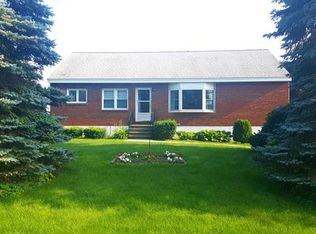 107 Latham Ridge Rd, Latham, NY 12110