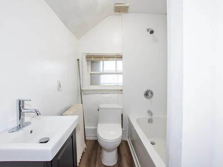 44 Rodman St #3 — Photo 11