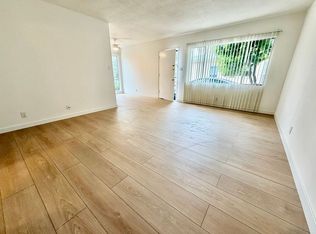 YALE, 1443, Santa Monica, CA 90404