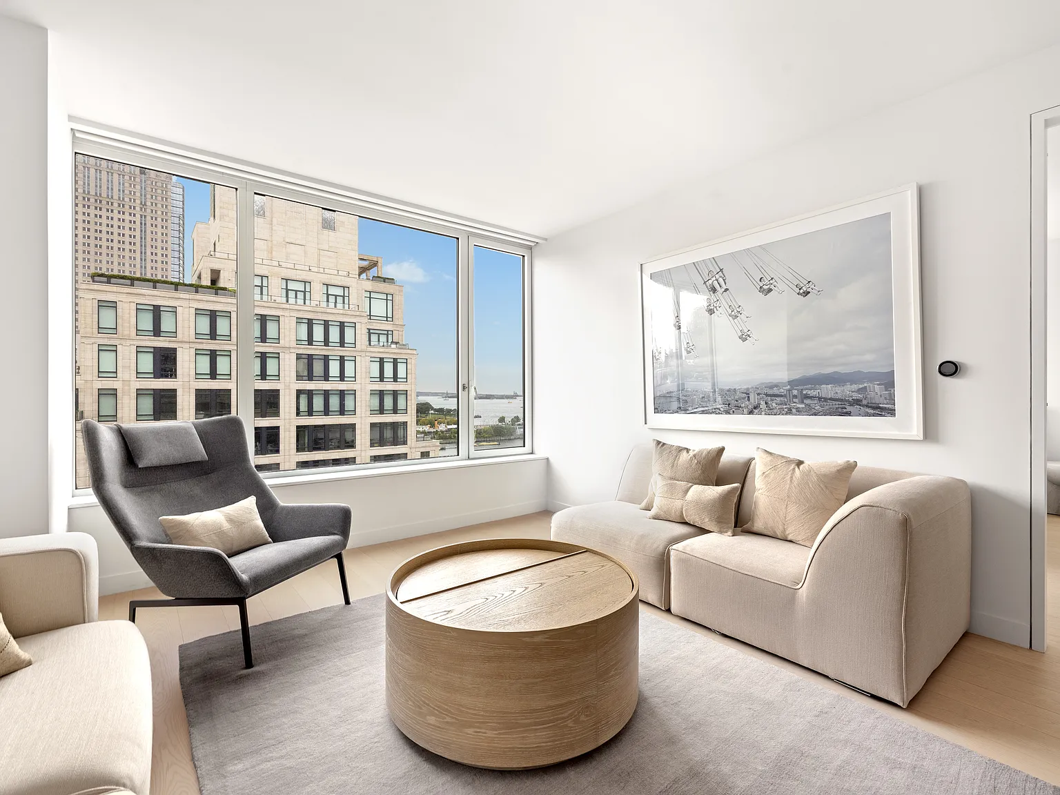 450 Washington Street — Photo 1