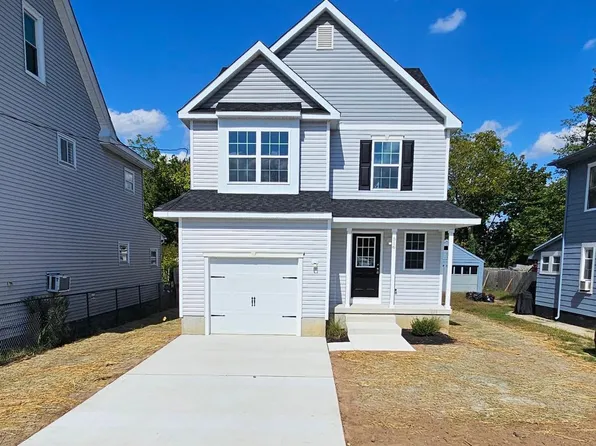 516 E Mulberry St, Millville, NJ 08332