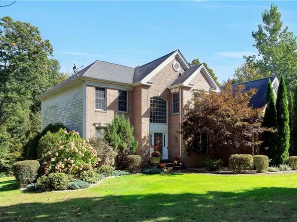 27 Avalon Lane, Marlborough, CT 06447