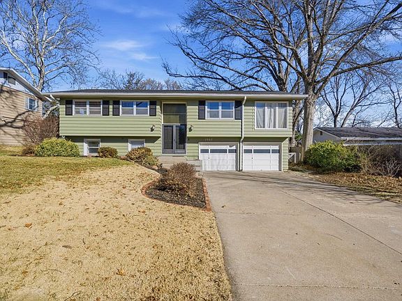 2nd image of 2062 Tecumseh Rd